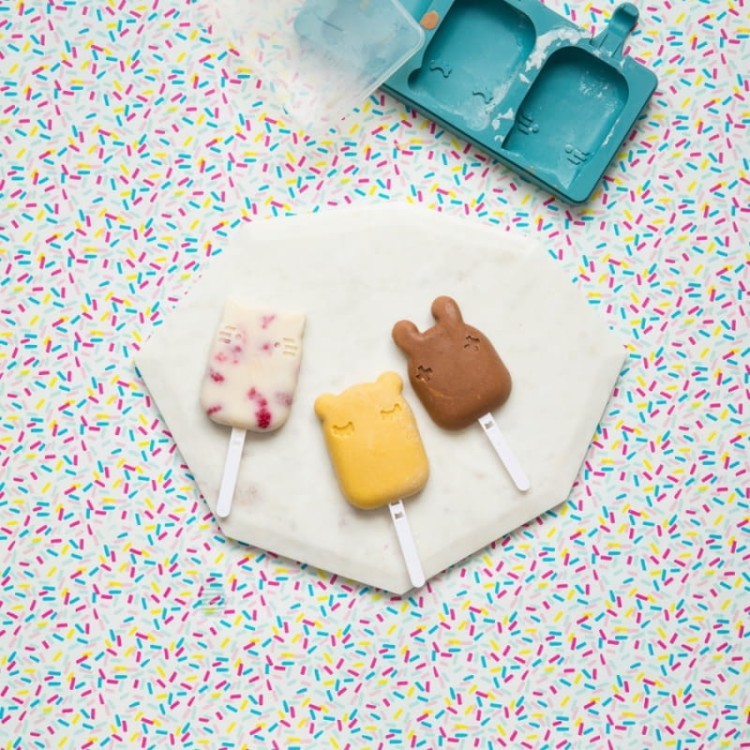 silikonowe-foremki-do-lodow-we-might-be-tiny-blue-dusk-12.jpg