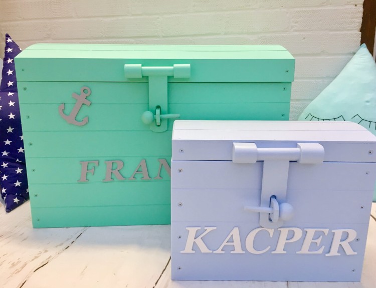drewniana-skrzynia-dla-dzieci.jpg