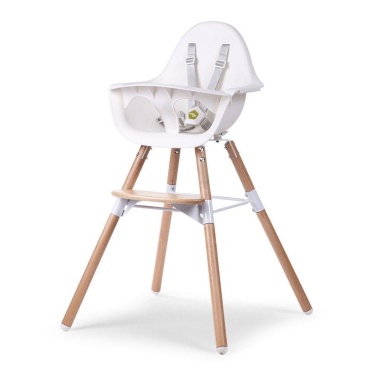 krzeselko-do-karmienia-evolu-2-natural-white-childhome.jpg
