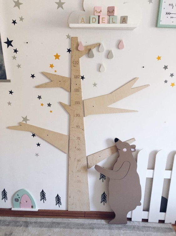 drewniana-miarka-wzrostu-drzewko.jpg