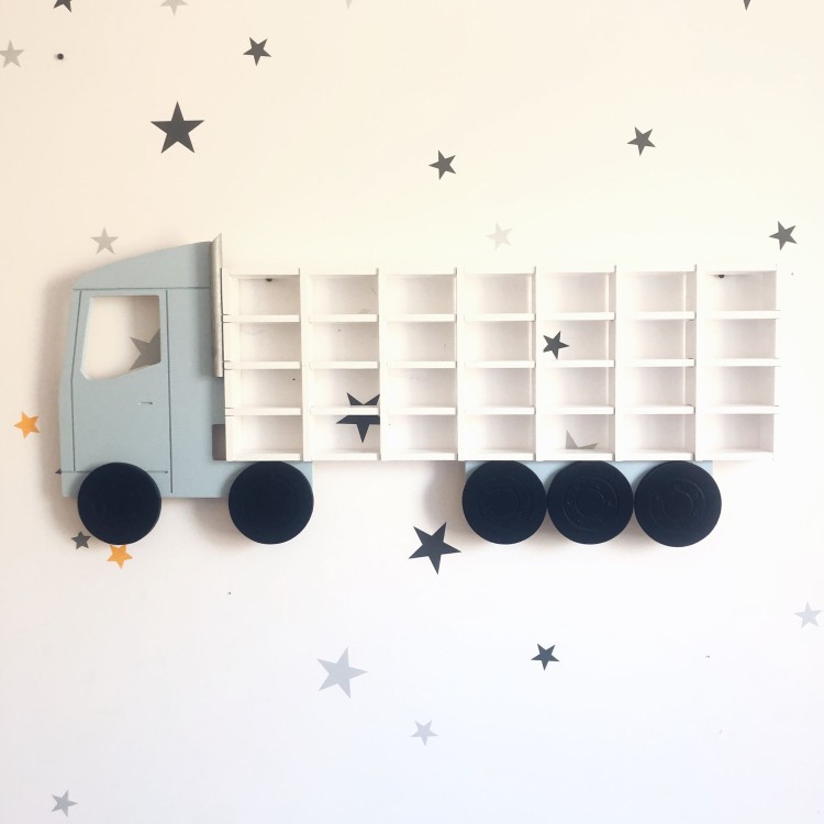 Drewniana półka Hot Wheels TIR – widok z przodu