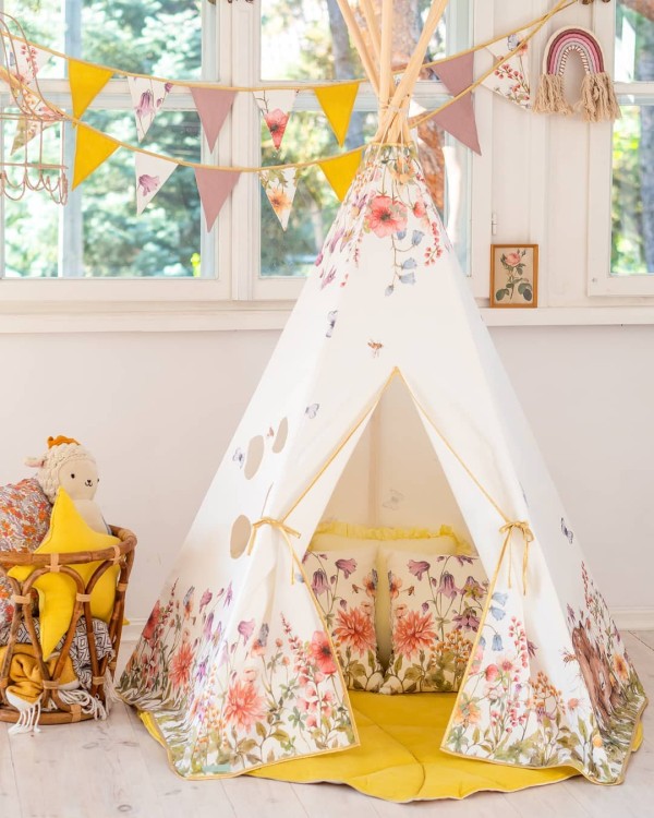 tipi-polne-kwiaty-namiot-dla-dzieci-zabawa.jpg