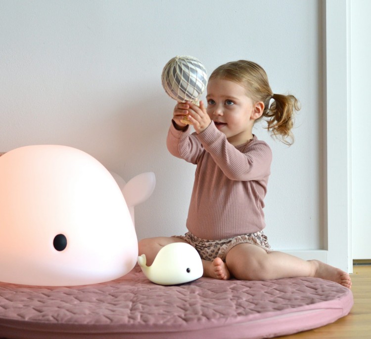 lampka-led-wieloryb-filibabba.jpg