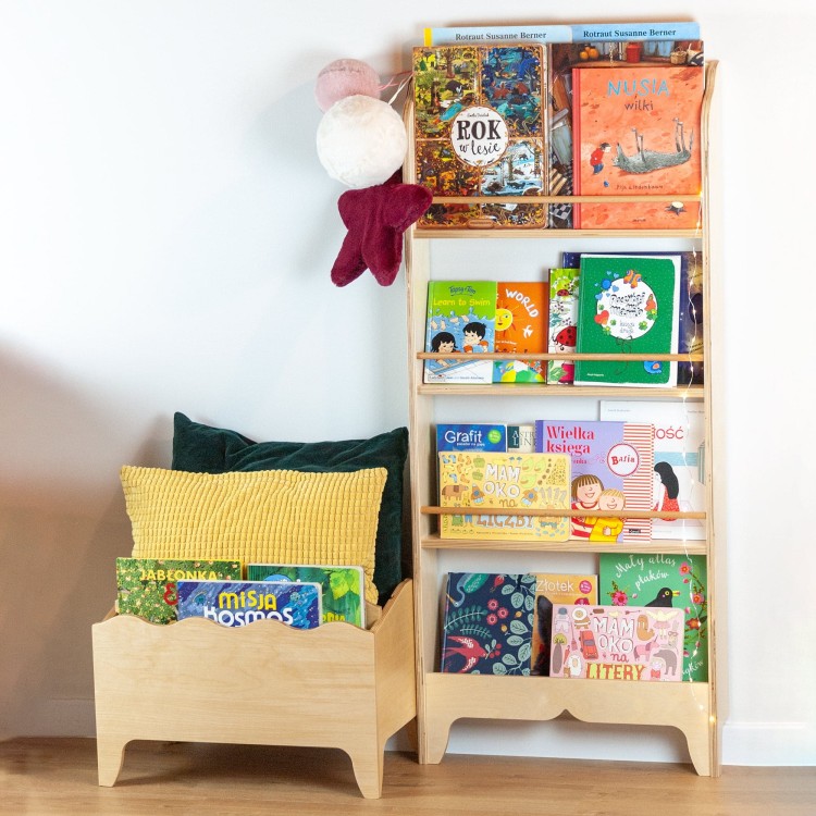 drewniana-biblioteczka-dla-dzieci.jpg
