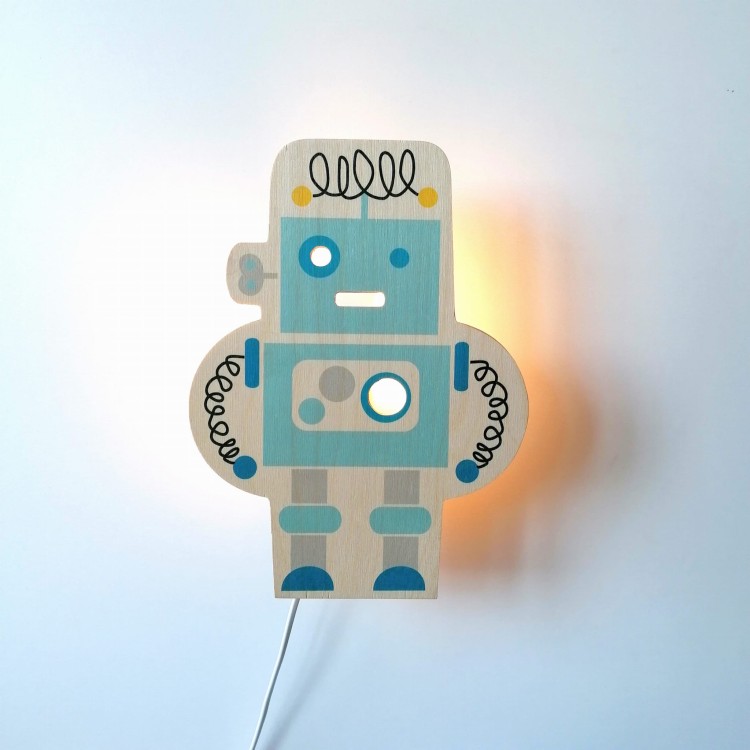drewniana-lampka-robot.jpg