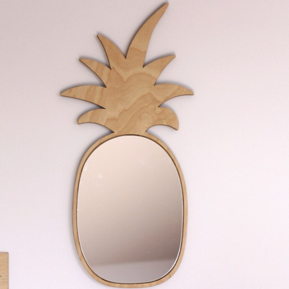 lusterko-ananas.jpg