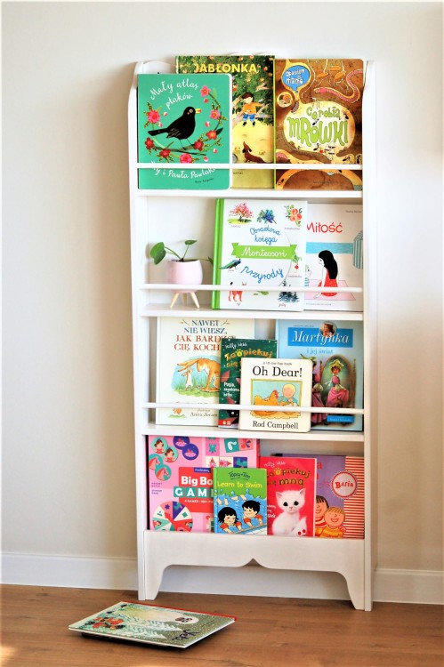 drewniana-biblioteczka-dla-dzieci.jpg