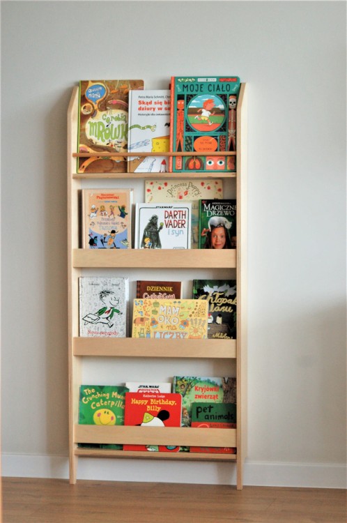 drewniana-biblioteczka.jpg