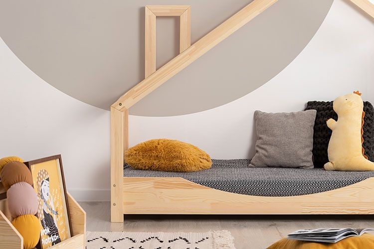 łóżko dziecięce w kształcie domku