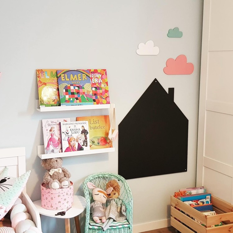 Tablica magnetyczno-kredowa Domek z kominem dla dzieci