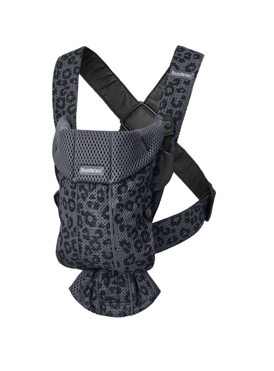 pol_pl_BABYBJORN-MINI-3D-Mesh-nosidelko-Antracytowy-Leopard-9378_4.jpg