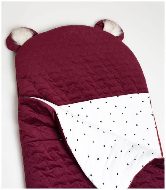 Śpiworek do spania Sleepover Stars Maroon – bordowy śpiworek dziecięcy z tkaniny Minky i bawełny