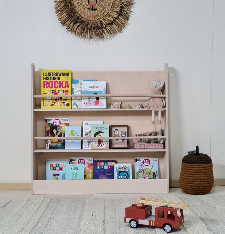 Drewniany regał biblioteczka dla dzieci