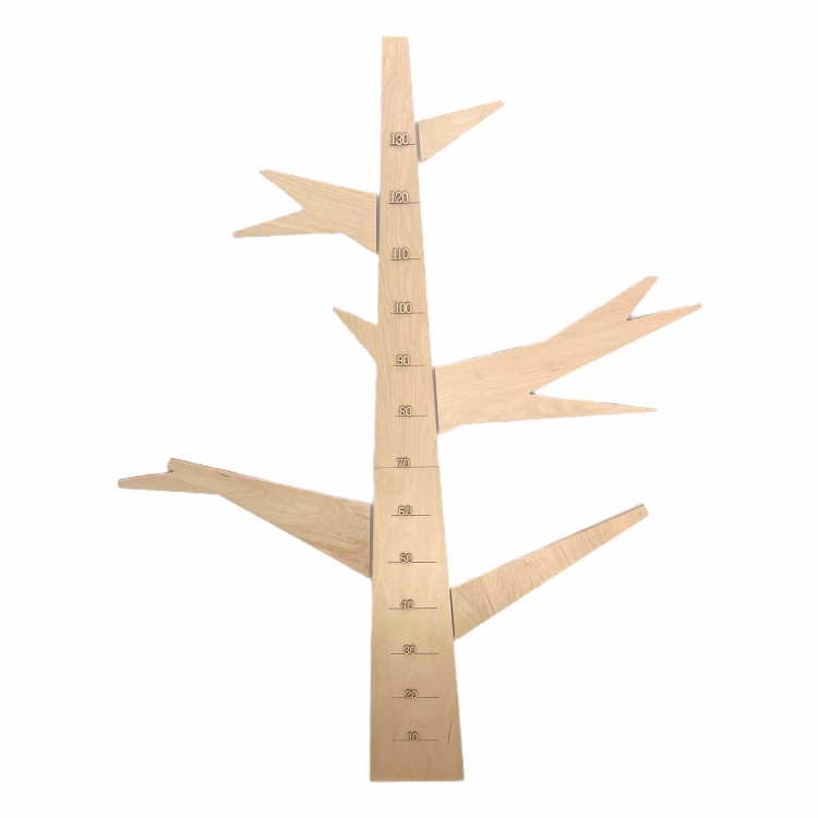 drewniana-miarka-wzrostu-drzewko.jpg