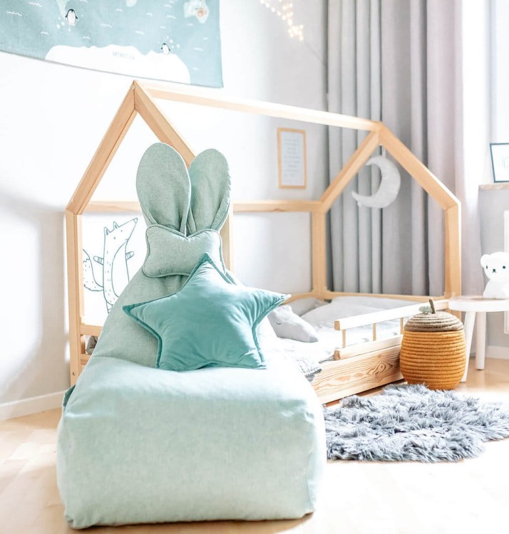 Pufa Funny Bunny dla dziecka z uszami króliczka – wygodne siedzisko z oparciem