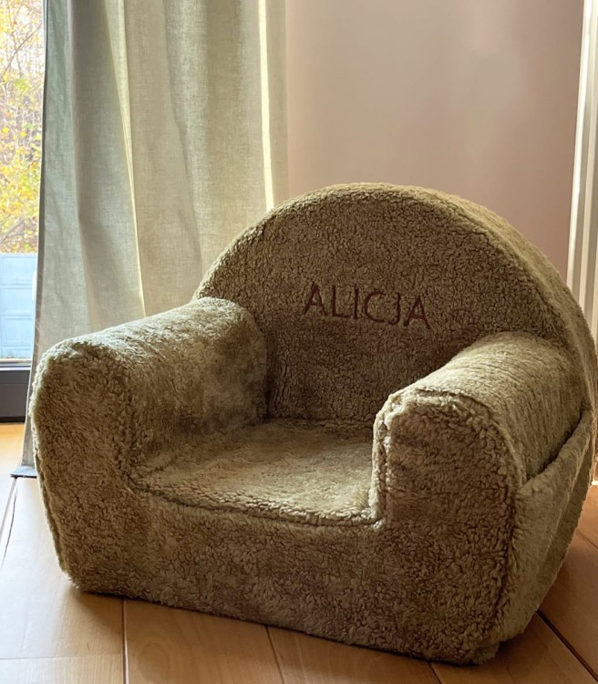 personalizowany fotelik dziecięcy z haftem imienia miękkie siedzisko