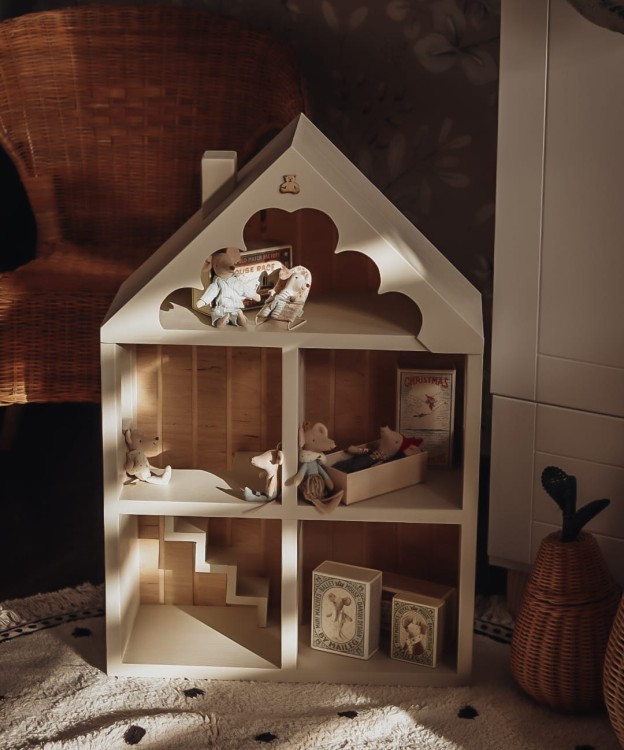 Domek dla lalek Milk Coffee z drewna sosnowego FSC