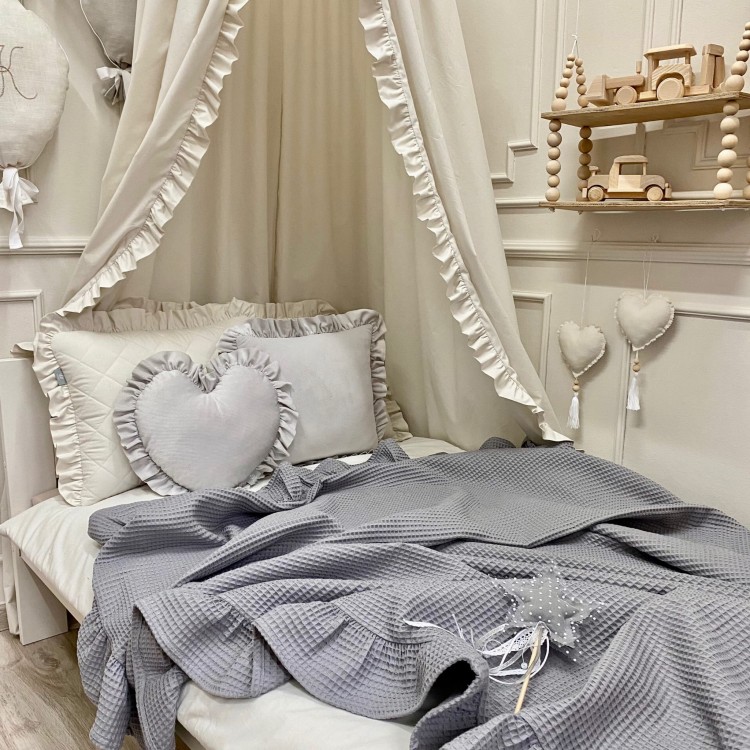 narzuta wafelkowa grafitowa z falbanką