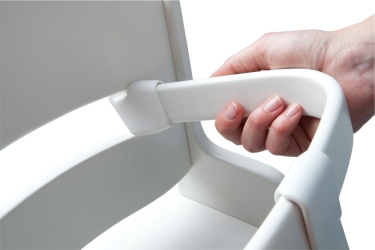 Krzesełko Baby Dan z odpinaną barierką ochronną